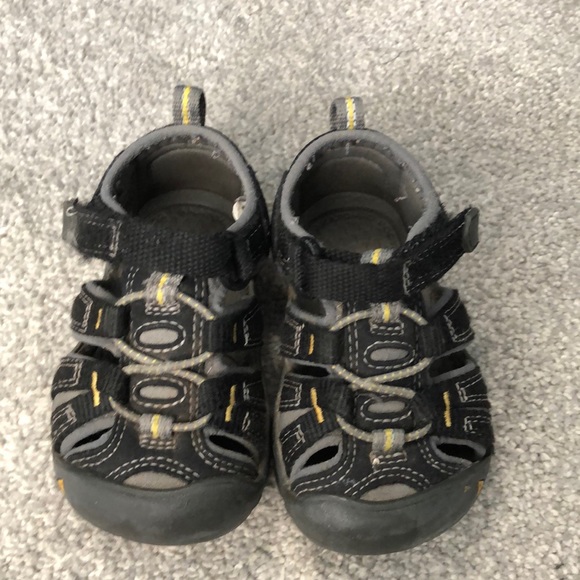 Other - Keen size 5 toddler shoes